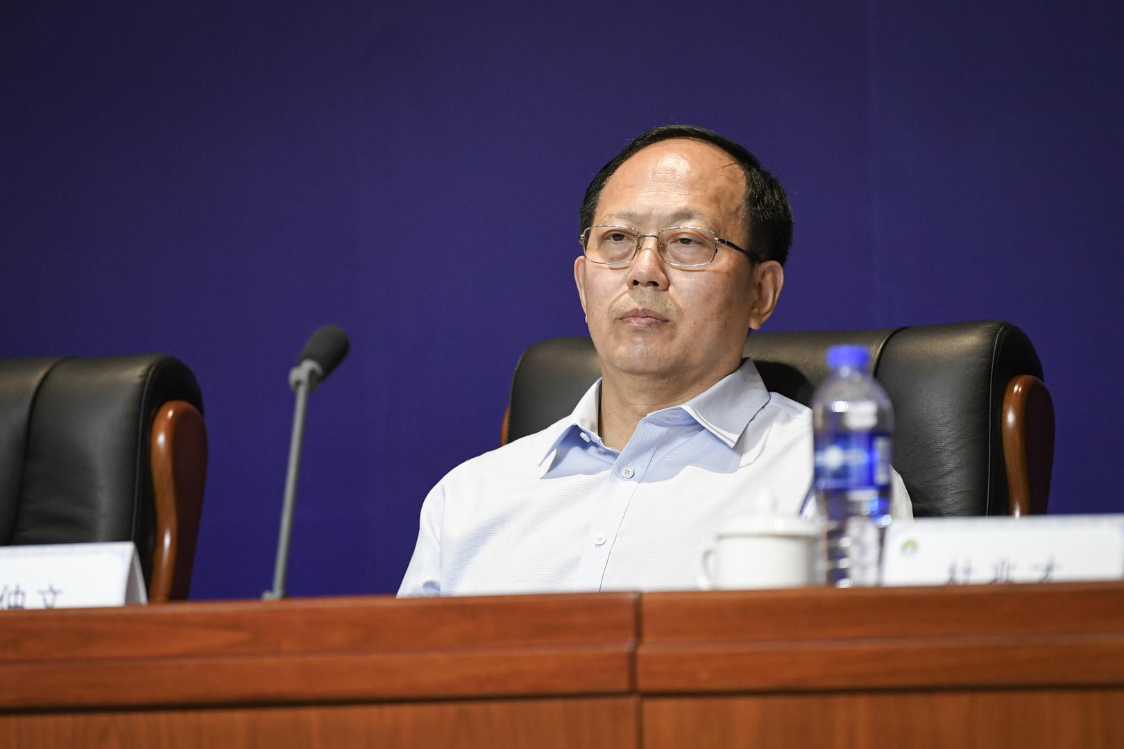 茍仲文被逮捕事件，探究其背景與影響，茍仲文被逮捕事件，背景探究與影響分析