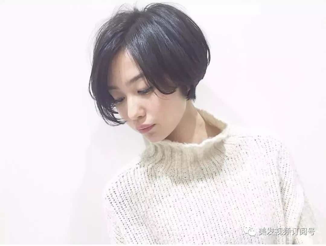 今年最新短發(fā)流行趨勢(shì)，時(shí)尚魅力展現(xiàn)的絕佳選擇，今年最新短發(fā)流行趨勢(shì)，時(shí)尚魅力展現(xiàn)的絕佳選擇，展現(xiàn)個(gè)性風(fēng)采的必備發(fā)型！