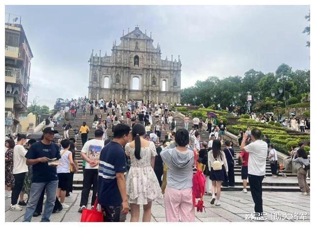 澳門一碼一肖一待一中四不像，探索神秘背后的真相，澳門神秘現(xiàn)象揭秘，一碼一肖一待一中四不像背后的真相探索