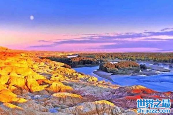 新疆旅游景點(diǎn)排名前十，新疆旅游景點(diǎn)排名前十榜單揭曉